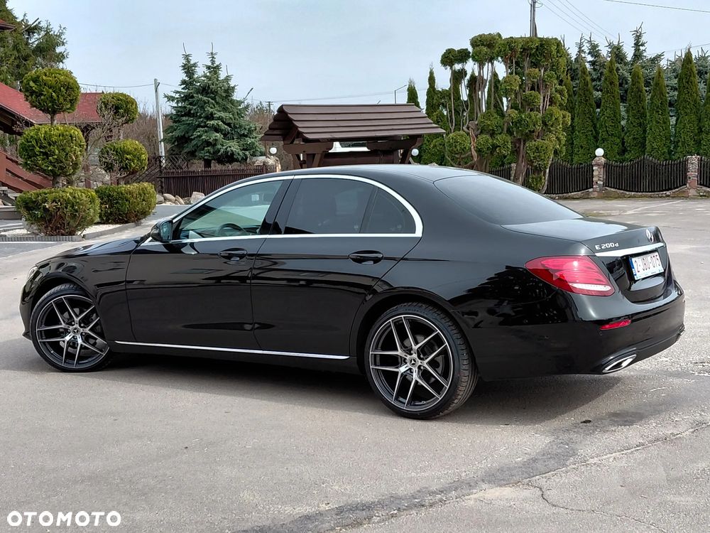 Mercedes-Benz Klasa E 200 d 9G-TRONIC Avantgarde - 14