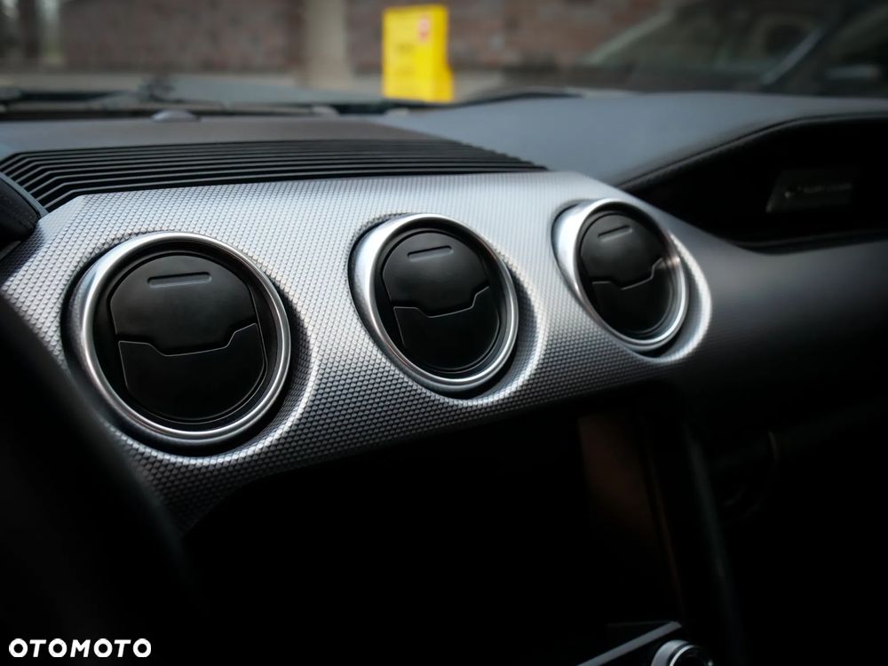 Ford Mustang Fastback 5.0 Ti-VCT V8 GT - 10