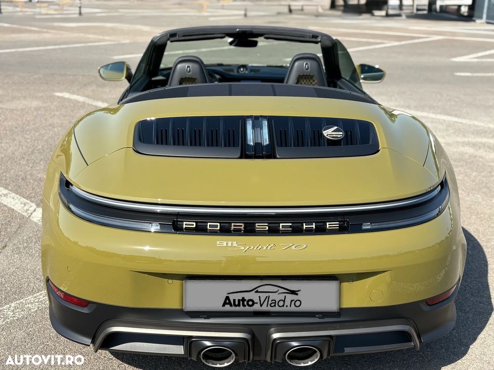 Porsche 911 GTS PDK - 21