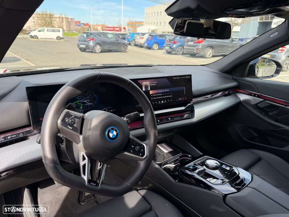 BMW i5 eDrive40 Pack Desportivo M - 10