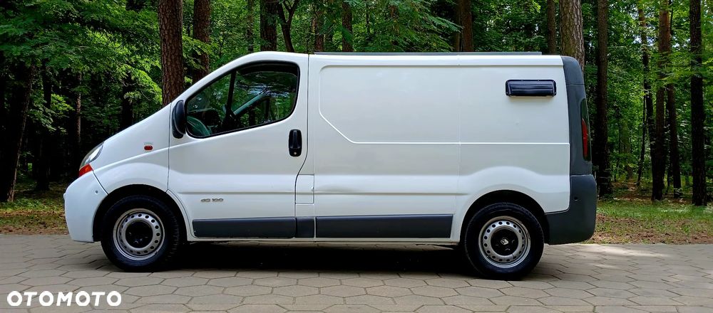 Renault Trafic - 2