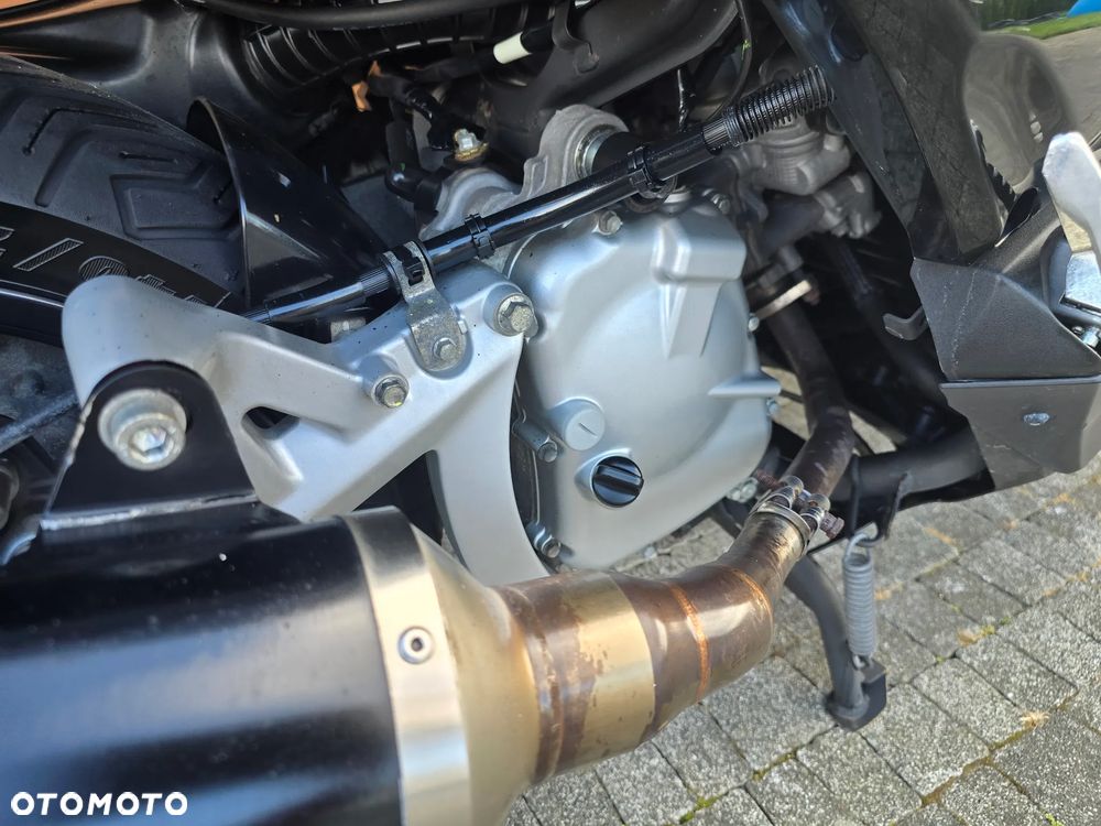 Yamaha X-max - 30