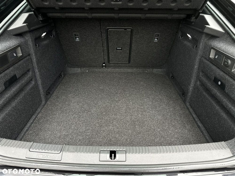Skoda Superb 2.0 TDI SCR L&K DSG - 11