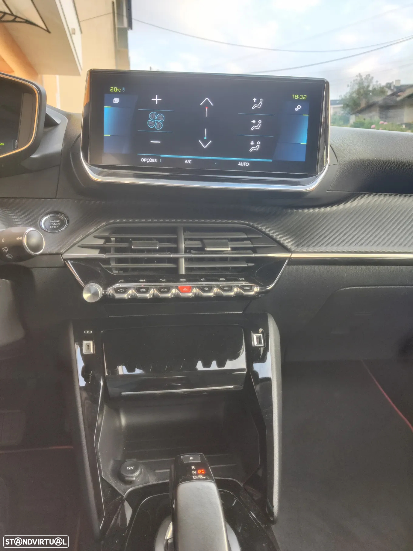 Peugeot e-208 50 kWh Allure - 27