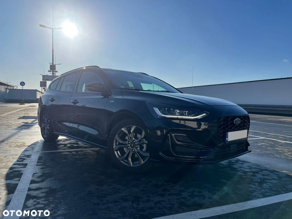 Ford Focus 1.0 EcoBoost Hybrid ST-LINE X - 8