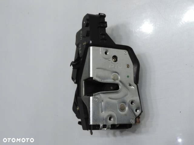 ZAMEK DRZWI PRAWY TYŁ 7 PIN BMW E46 - 1