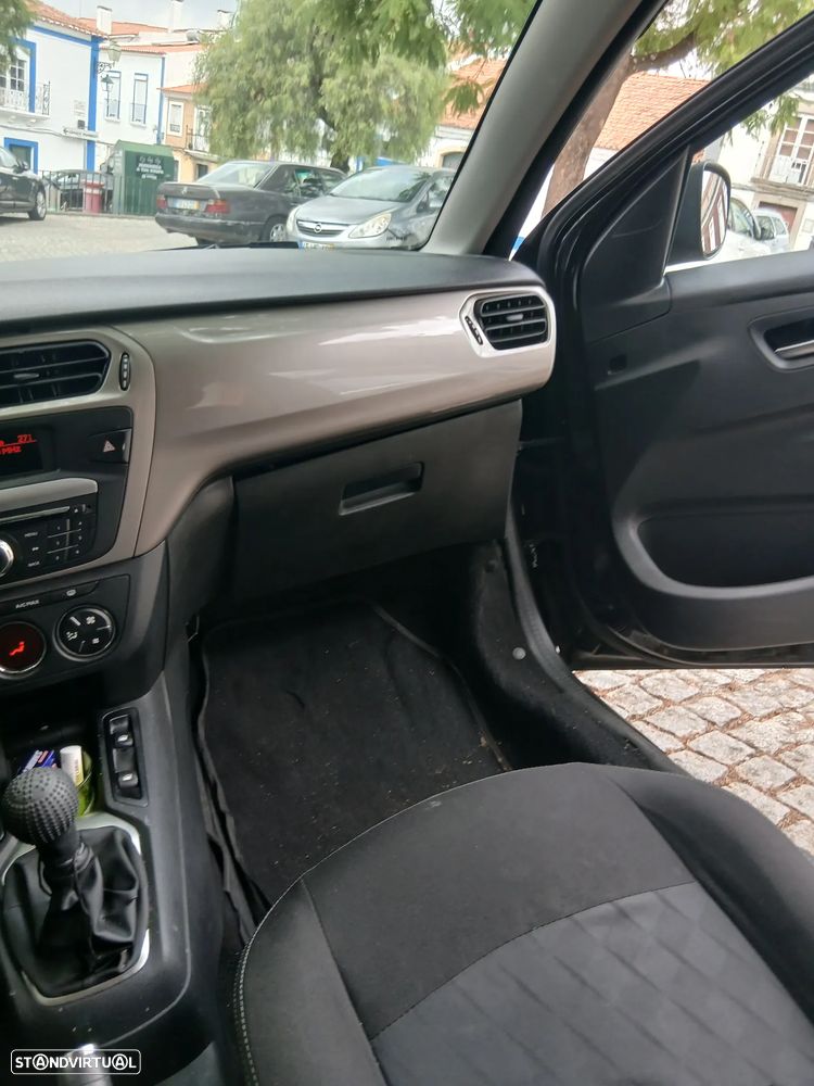 Peugeot 1007 - 14