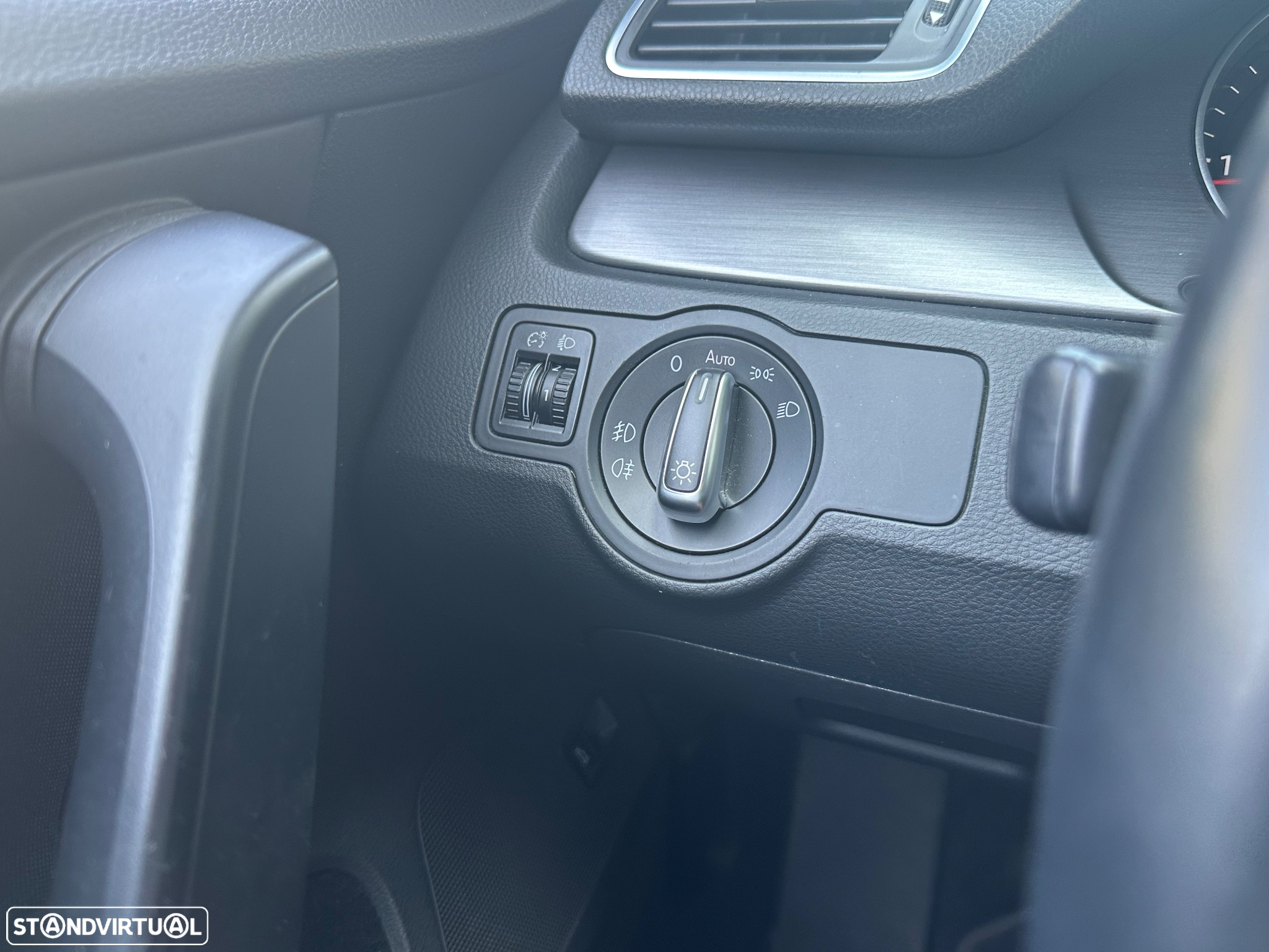 VW Passat Variant 2.0 TDi Confortline - 17