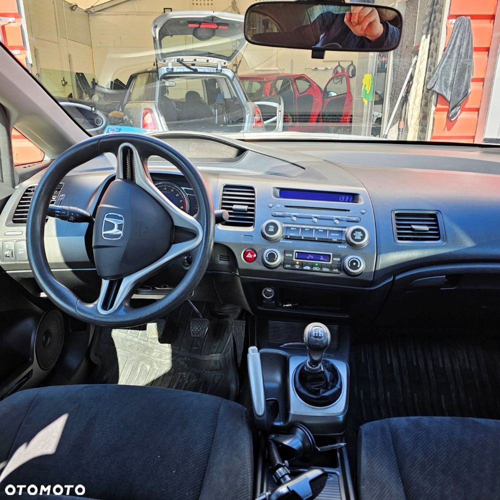 Honda Civic 1.8 Comfort - 10