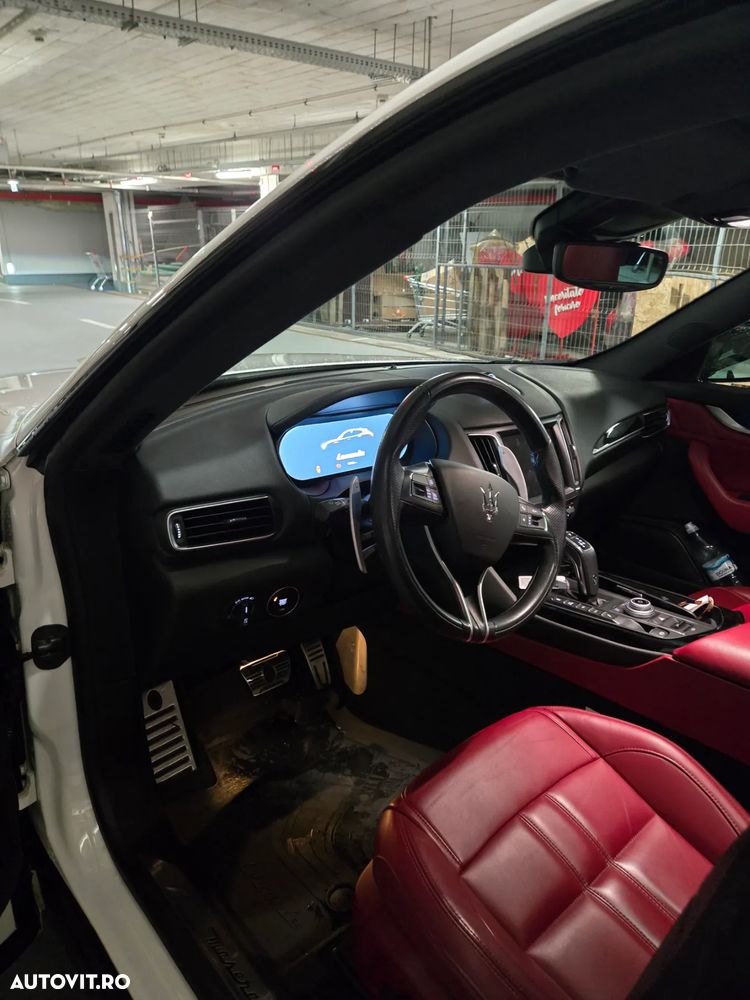 Maserati Levante Diesel Q4 GranSport - 10