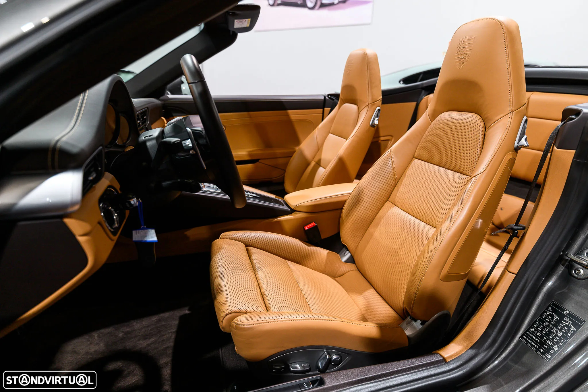 Porsche 911 (991) Carrera 4 GTS Cabriolet PDK - 36