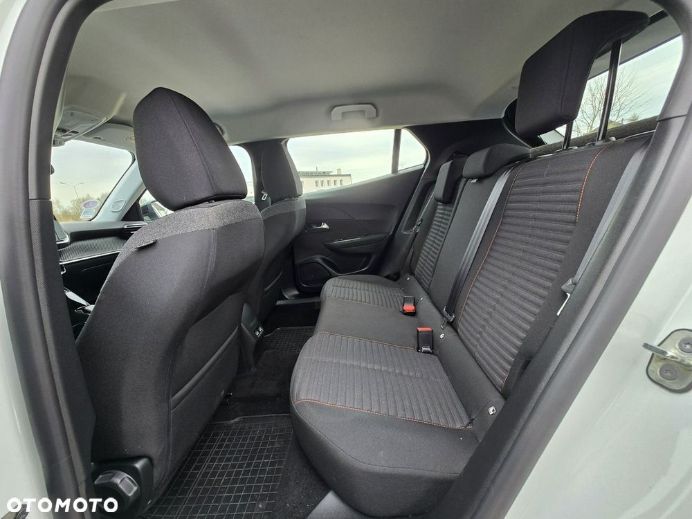 Peugeot 2008 1.2 PureTech Active Pack S&S EAT8 - 25