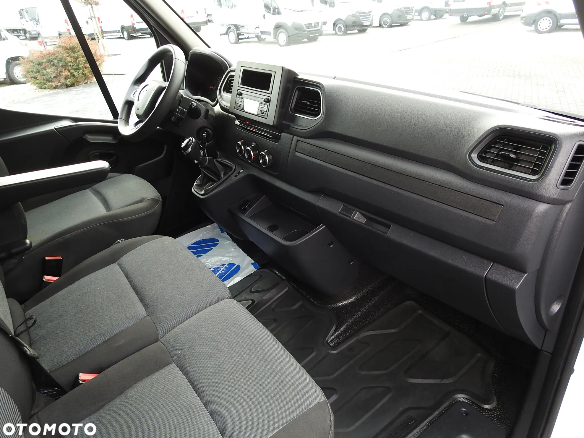 Renault MASTER PLANDEKA 10 PALET WEBASTO TEMPOMAT KLIMATYZACJA LEDY PNEUMATYKA 165KM [ 546032 ] - 38