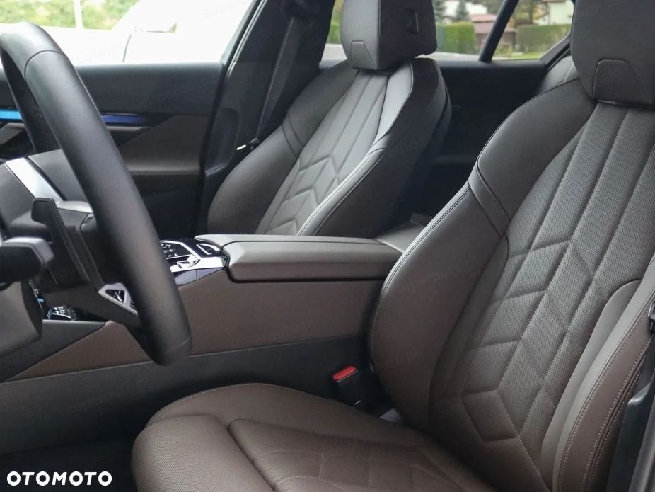 BMW Seria 5 520d xDrive mHEV M Sport - 7