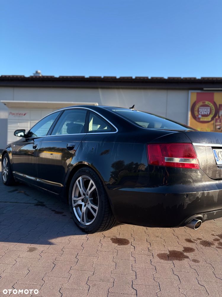 Audi A6 Limousine 2.4 - 5