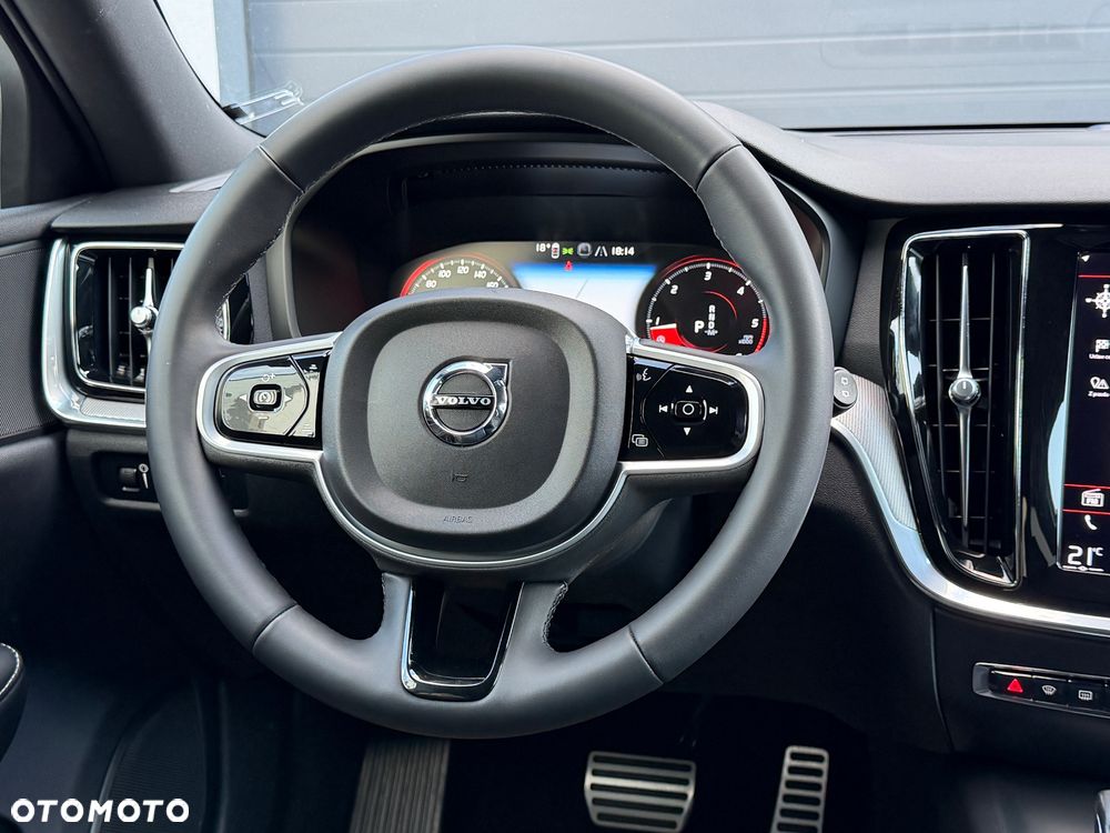 Volvo V60 B4 D Geartronic RDesign - 35