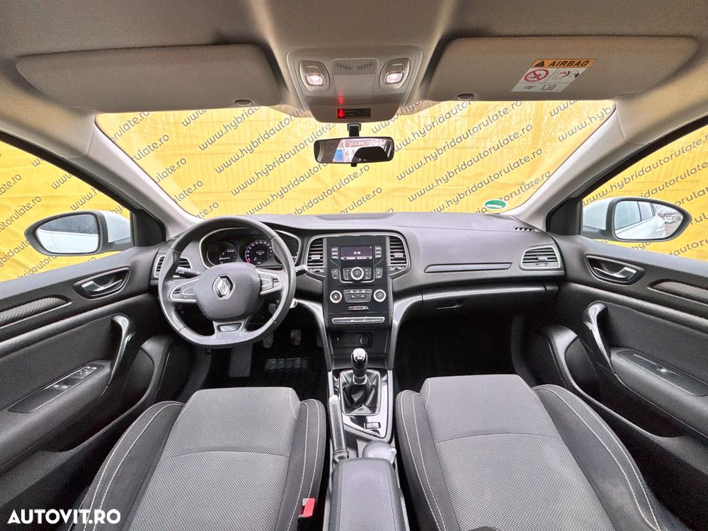 Renault Megane ENERGY TCe 100 LIFE - 11