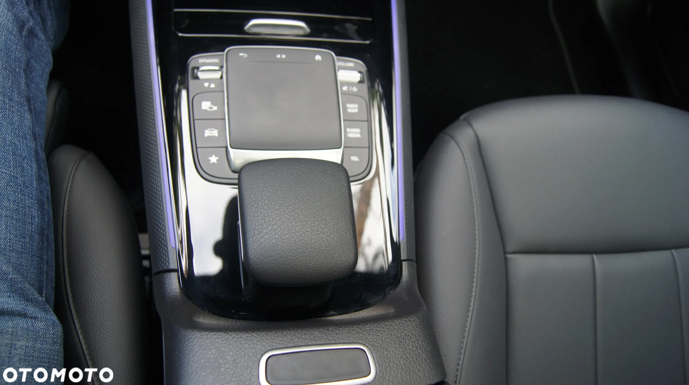Mercedes-Benz GLA 200 4-Matic AMG Line - 17