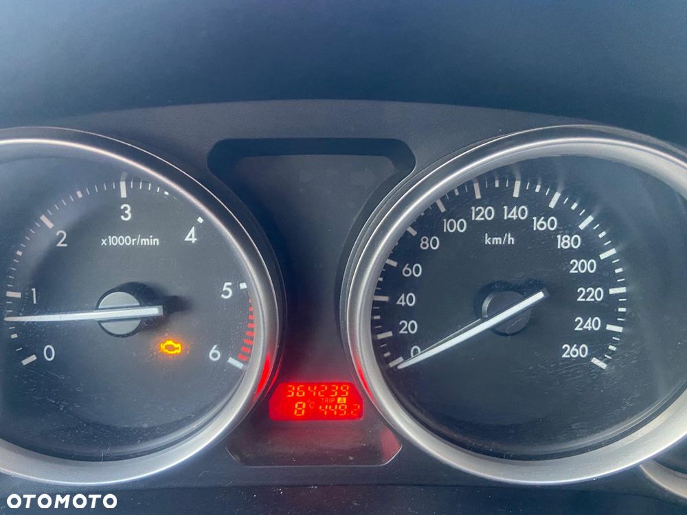 Mazda 6 Sport 2.2 CD DPF Comfort - 11