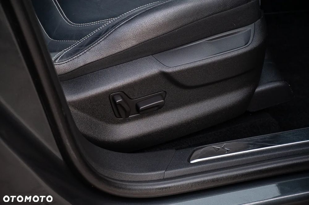 DS Automobiles DS 5 - 40