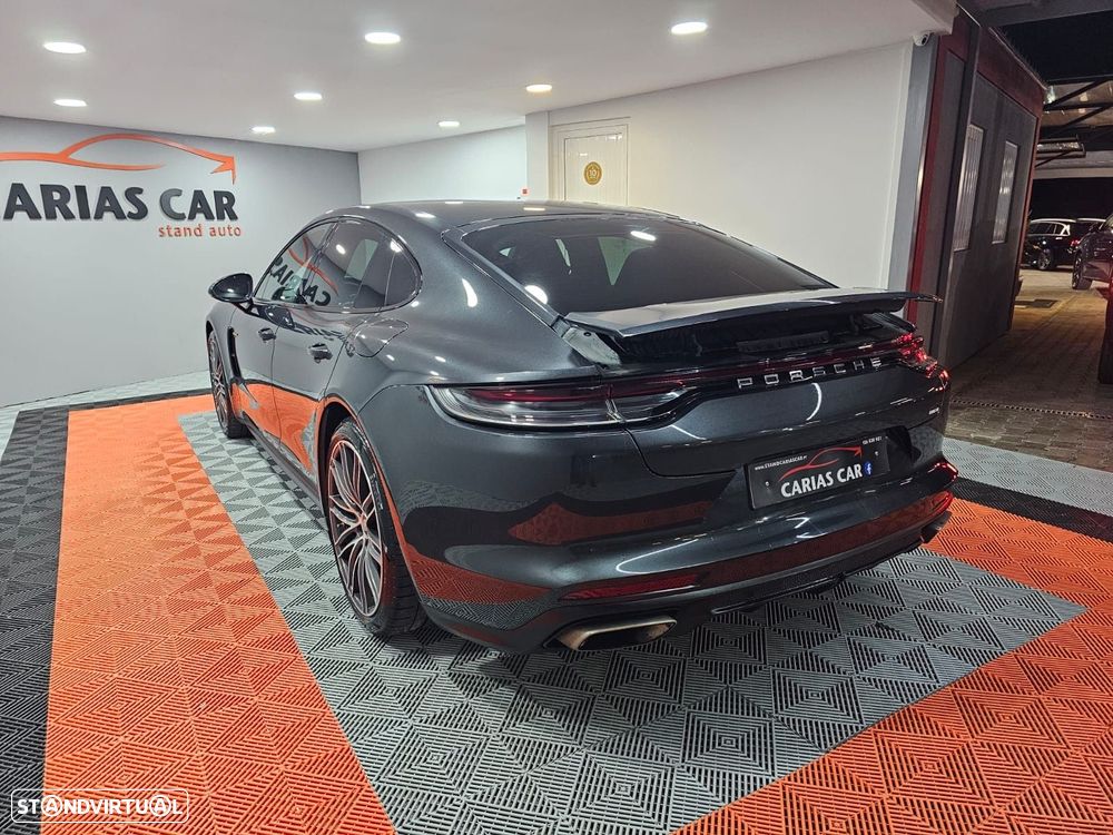 Porsche Panamera 4 E-Hybrid - 6