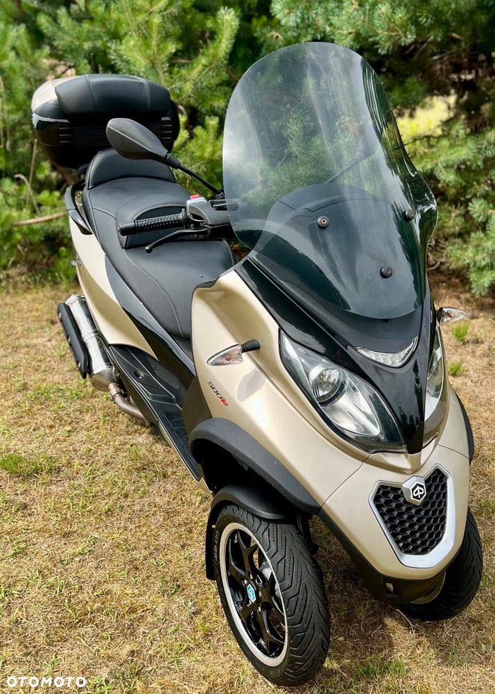 Piaggio MP-3 - 6