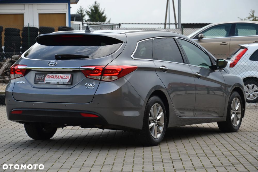 Hyundai i40 Kombi blue 1.7 CRDi DCT Premium - 11