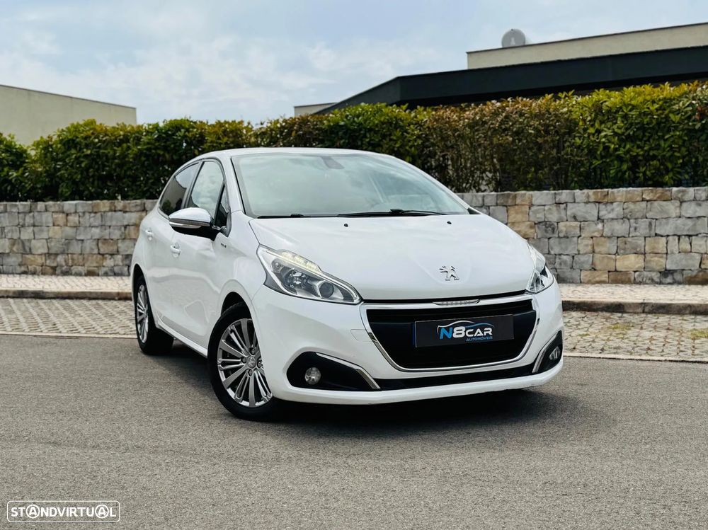 Peugeot 208 1.6 BlueHDi Style - 1