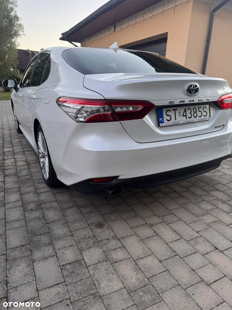 Toyota Camry 2.5 Hybrid Executive CVT - 4