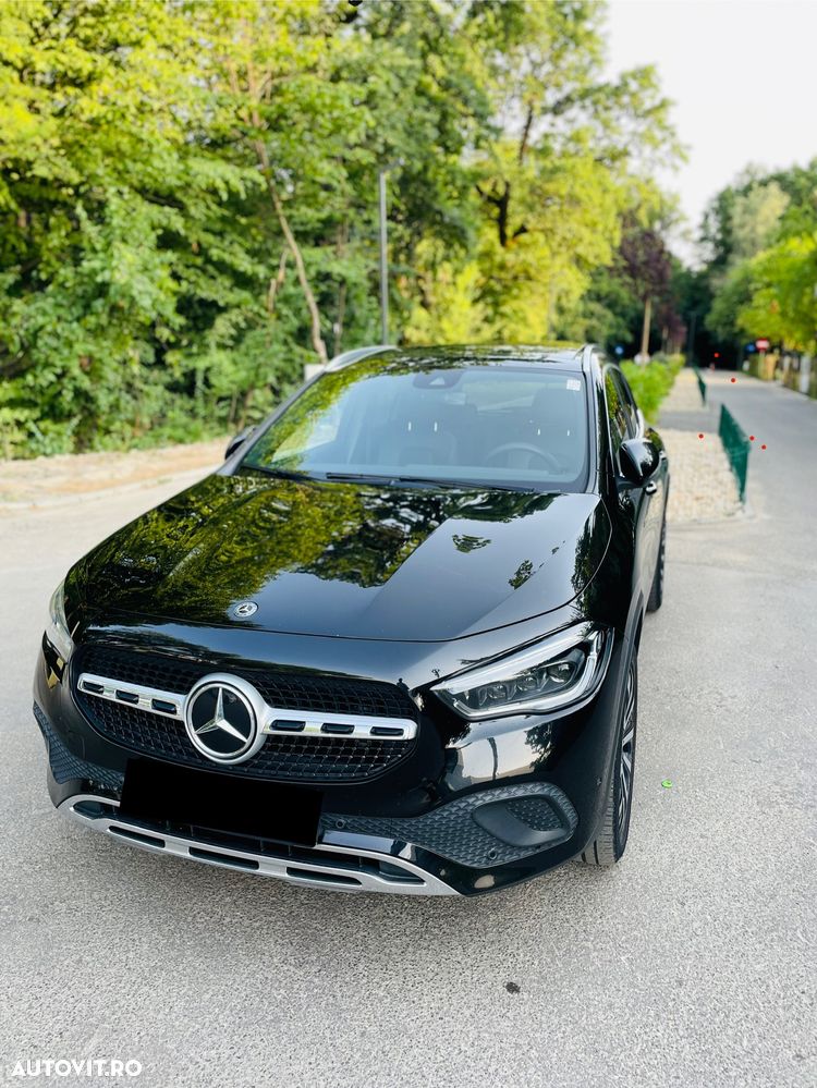 Mercedes-Benz GLA - 4