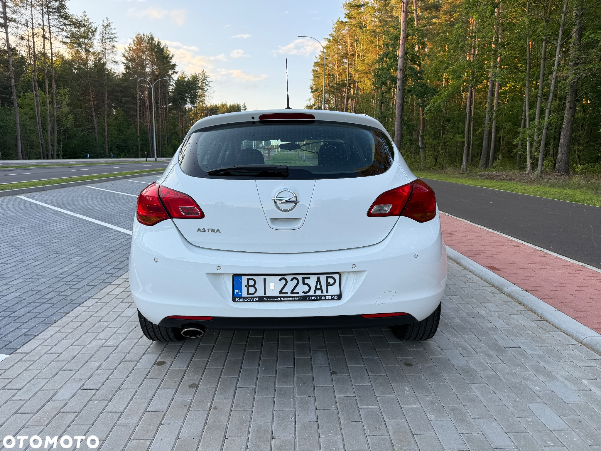 Opel Astra IV 1.4 T Cosmo - 5