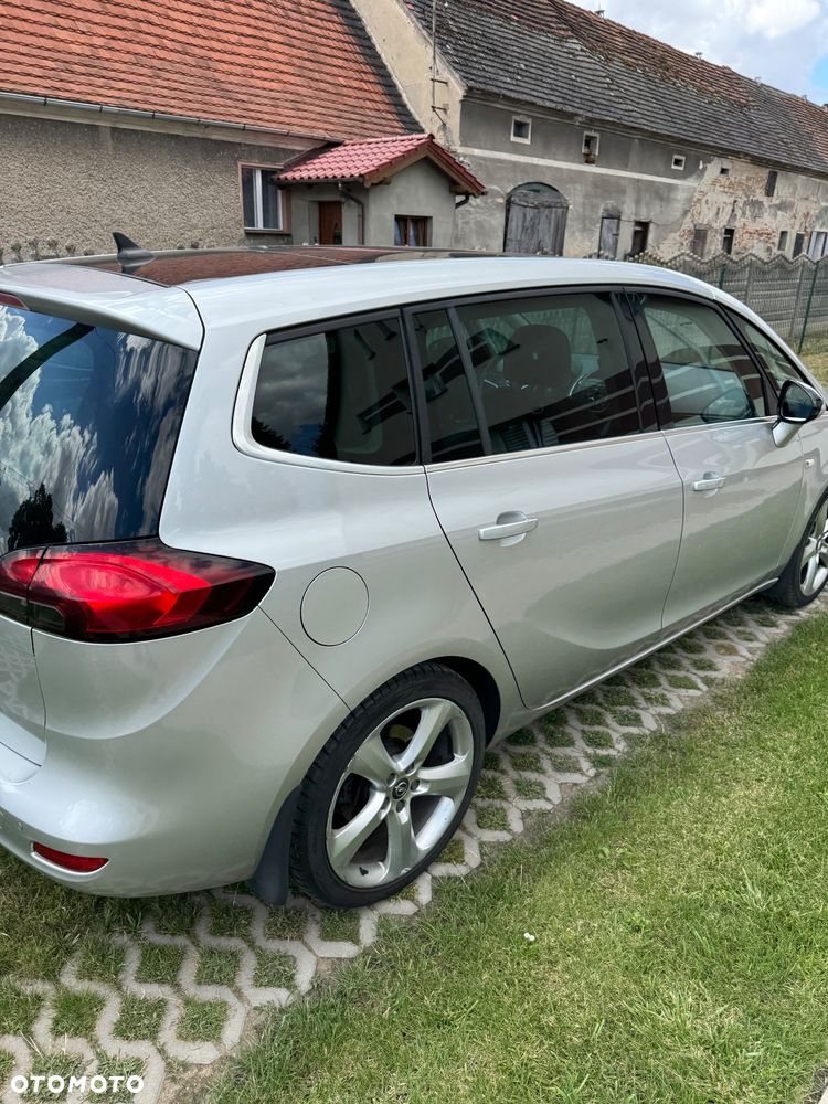 Opel Zafira 1.6 CDTI Cosmo - 4