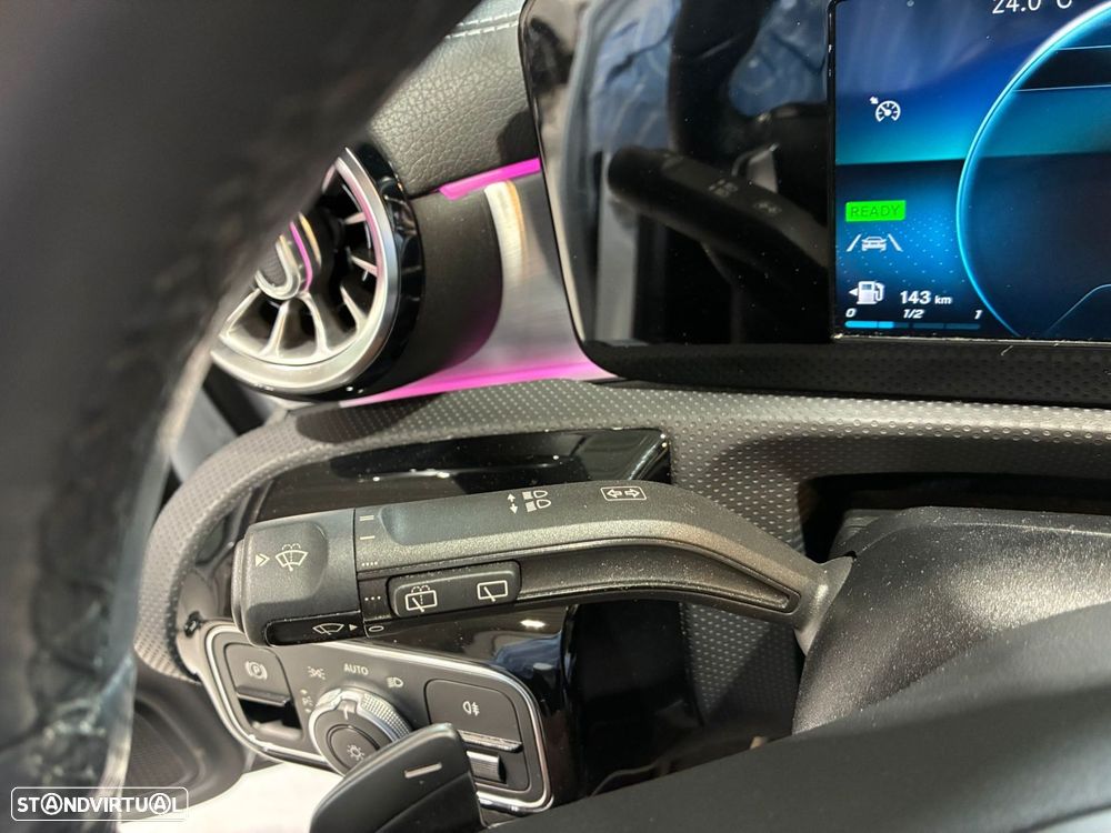 Mercedes-Benz A 250 - 18