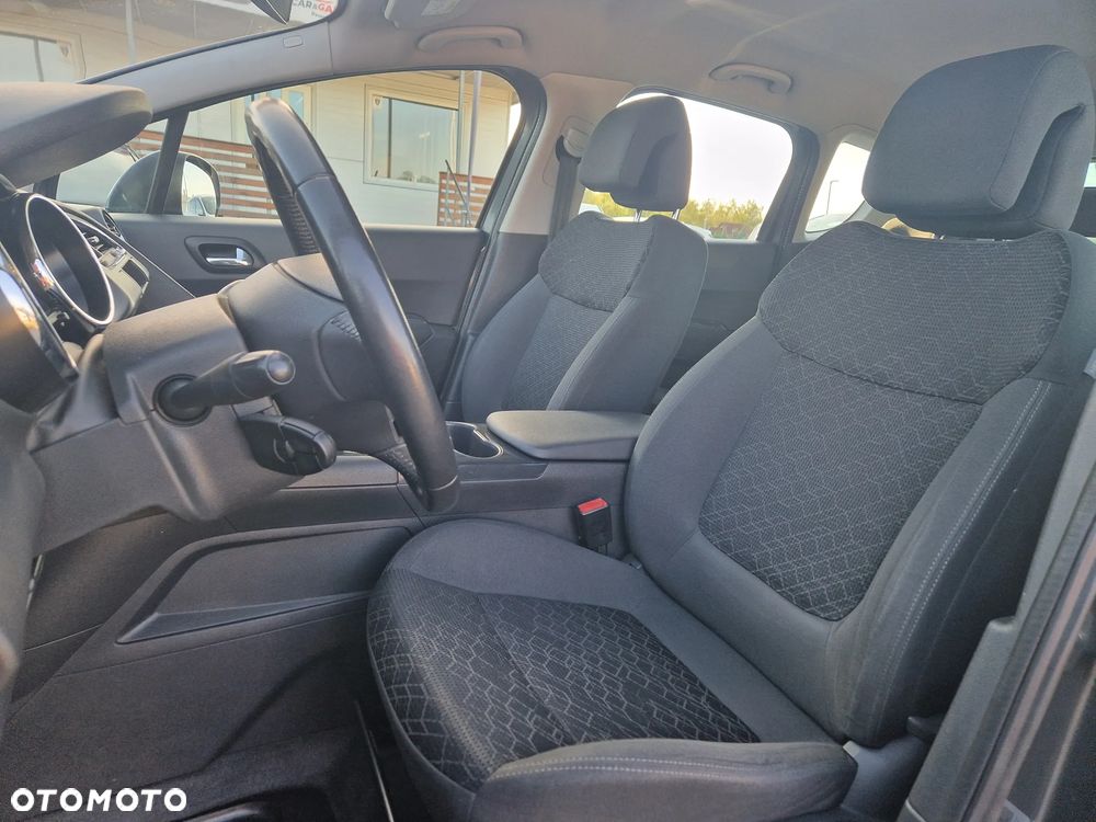 Peugeot 3008 - 13