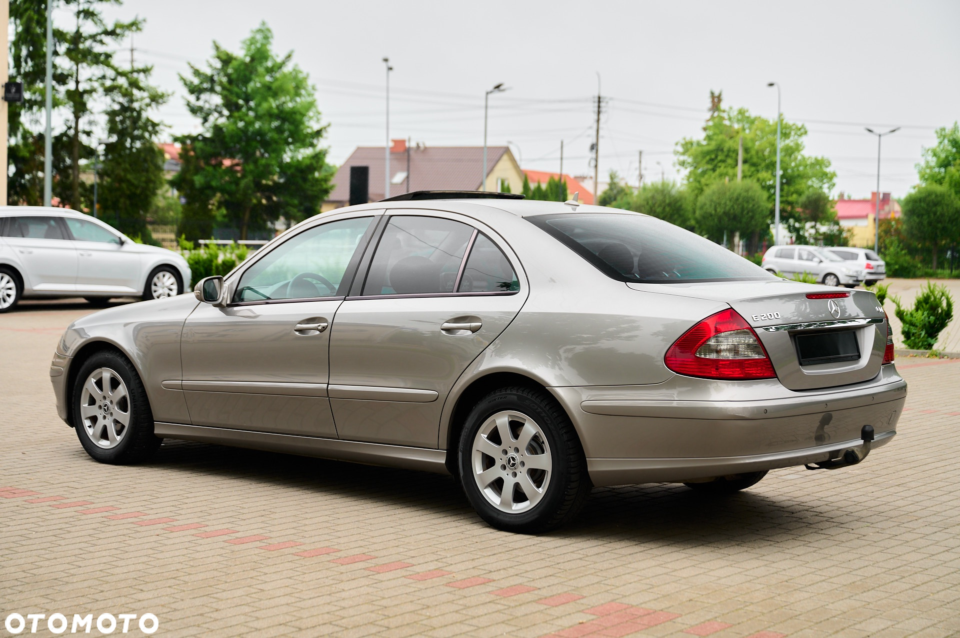 Mercedes-Benz Klasa E - 9
