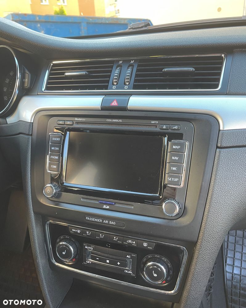 Skoda Superb 2.0 TDI Elegance - 23