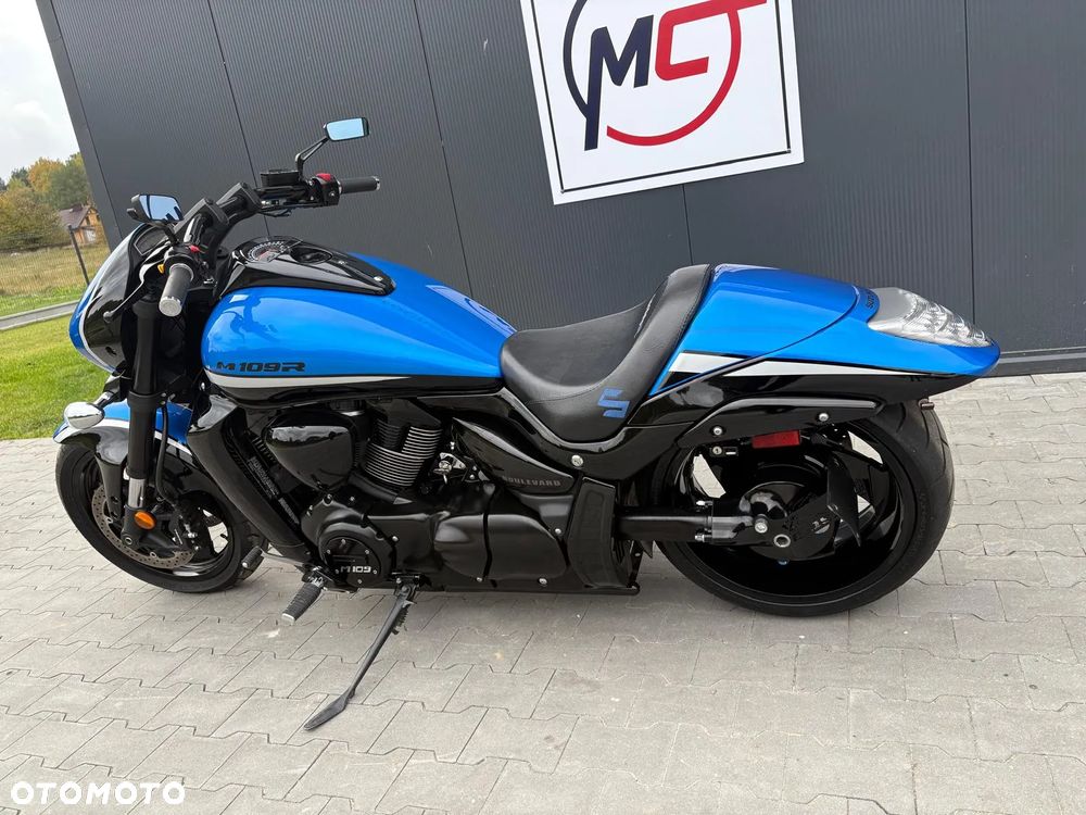 Suzuki Boulevard - 10