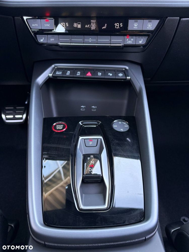 Audi RS3 Limousine - 21