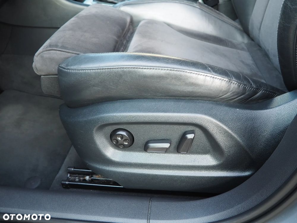 Audi Q3 2.0 TFSI Quattro S tronic - 27