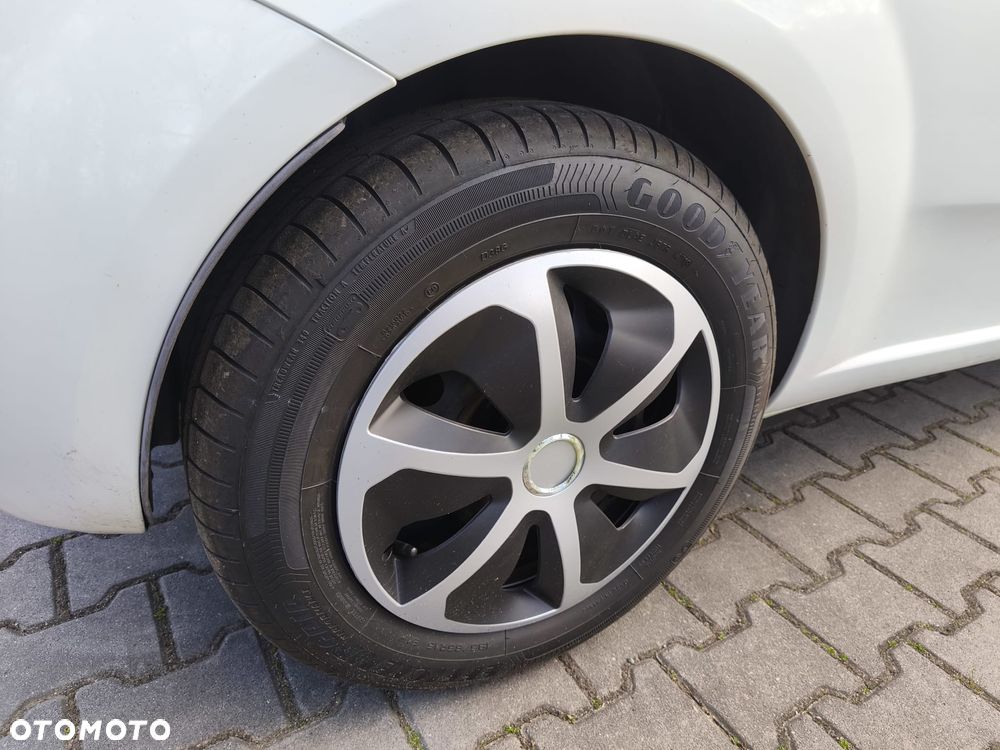 Fiat Punto 2012 1.2 Easy - 30