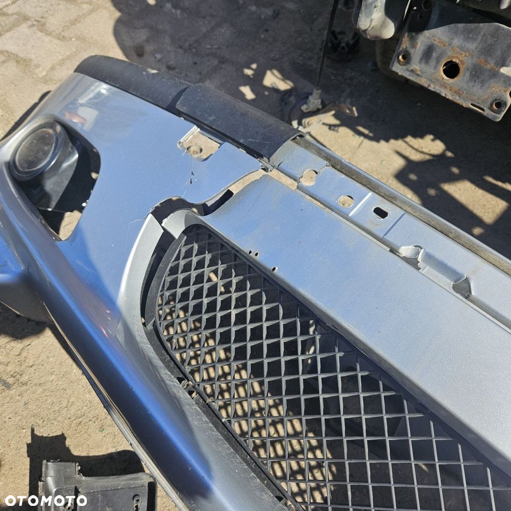 Zderzak przedni przód / BME E46 (kod lak: titansilber metalic ) - 3