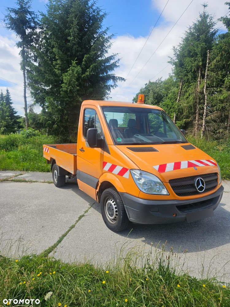 Mercedes-Benz Sprinter - 2