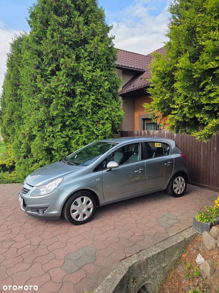 Opel Corsa 1.4 16V Cosmo - 9