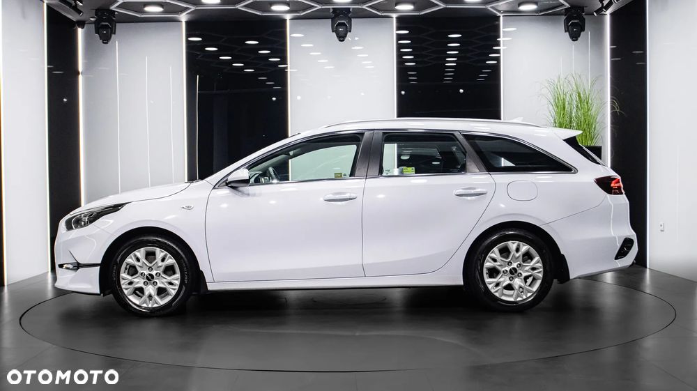 Kia Ceed 1.5 T-GDI M - 4