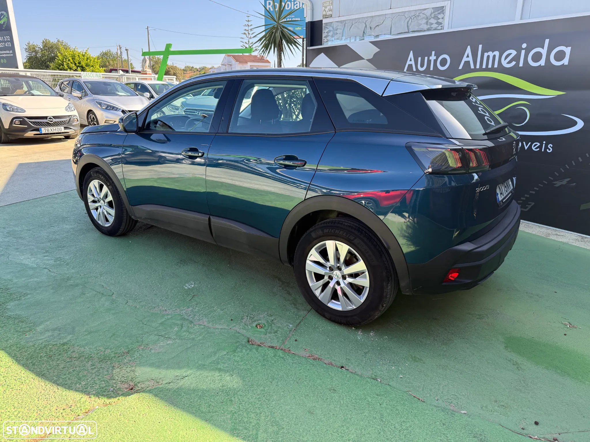 Peugeot 3008 1.5 BlueHDi Allure - 4