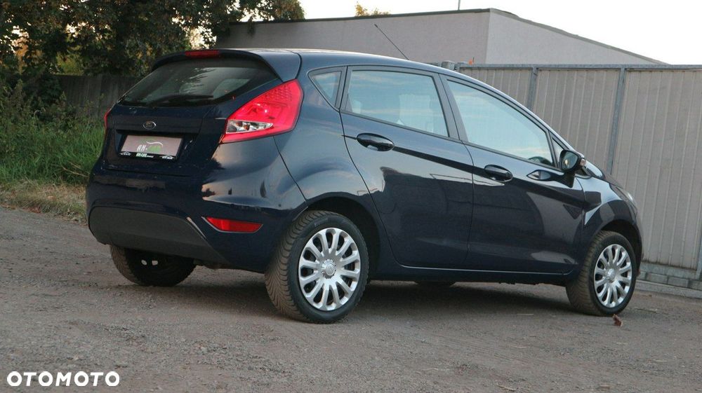 Ford Fiesta 1.25 Trend - 13
