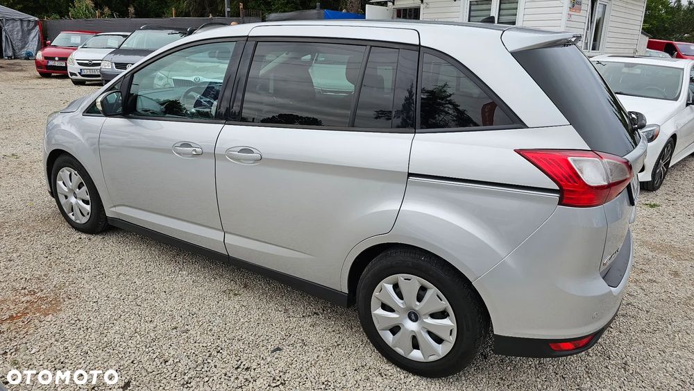 Ford Grand C-MAX ver-2-0-tdci-titanium - 29