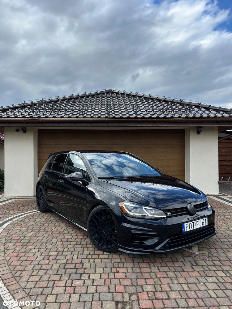 Volkswagen Golf R 4Motion (BlueMotion Technology) DSG - 1