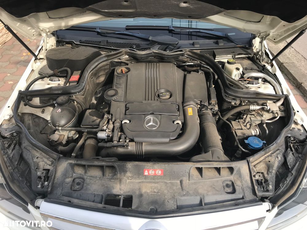 Mercedes-Benz C 180 CGI Automatik BlueEFFICIENCY Avantgarde - 10