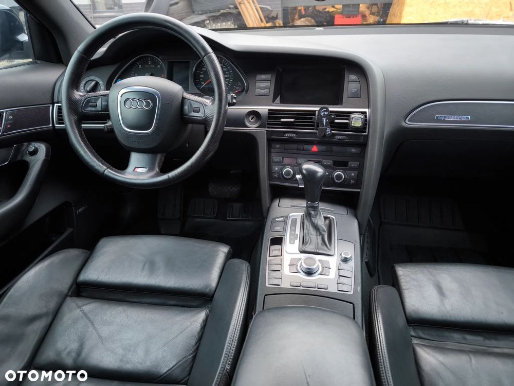 Audi A6 Allroad - 12